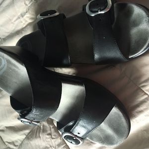 Dansko Black Women's Sandals